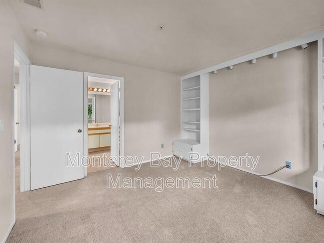 Building Photo - 110 Pheasant Ridge Rd