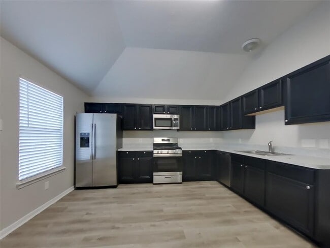 Building Photo - 15931 Imperial Forest Ln