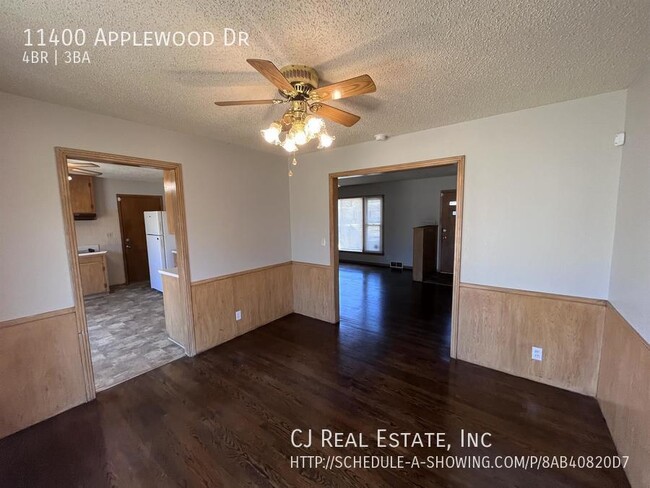 Building Photo - 11400 Applewood Dr