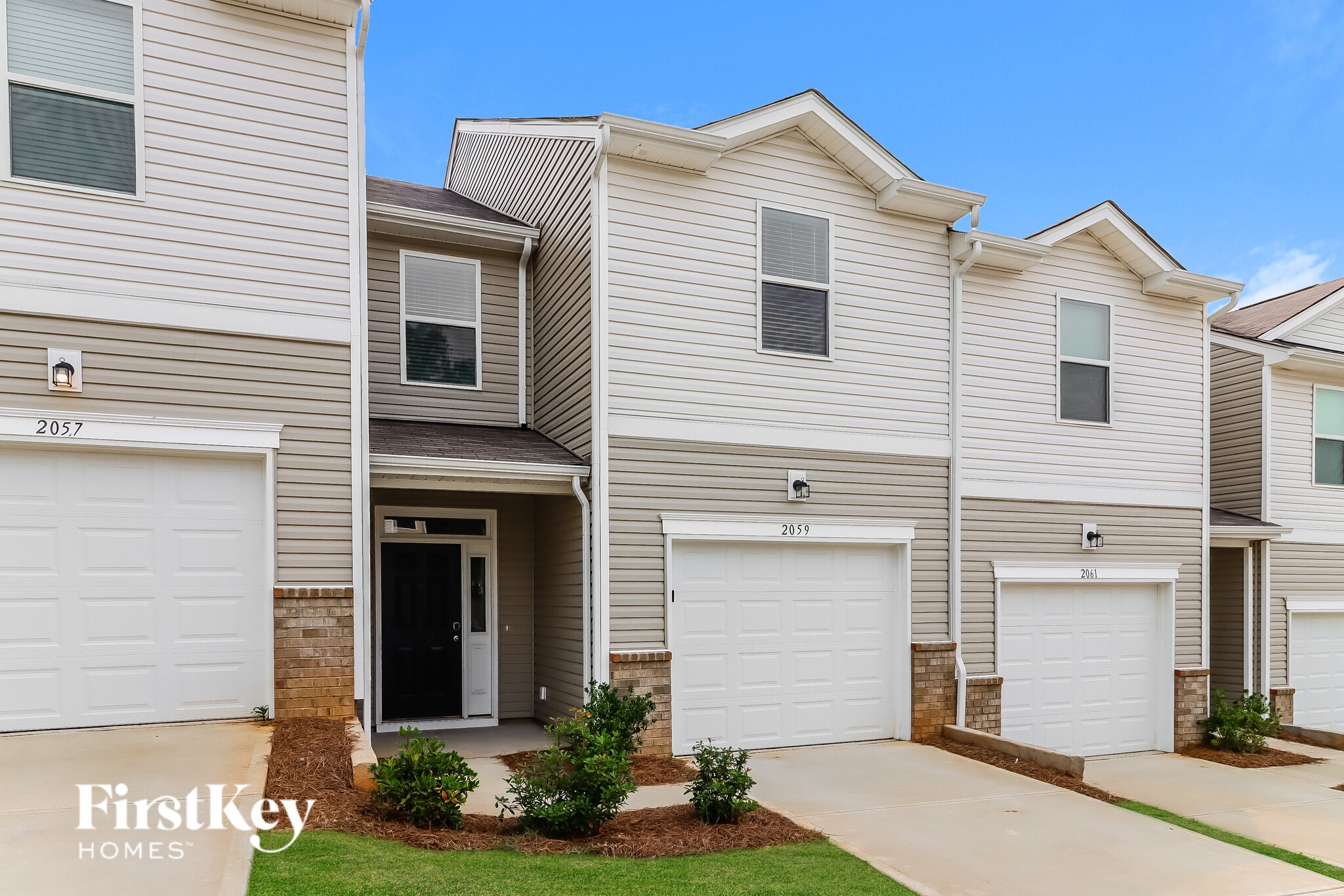 Building Photo - 2059 Cypress Village Dr NW