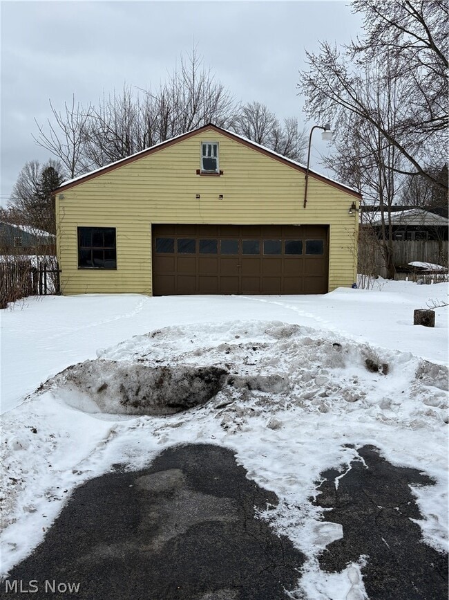 Building Photo - 751 Wilbur Ave