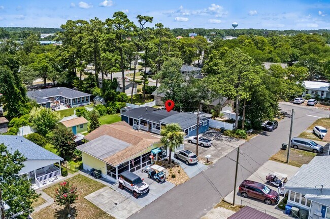 Building Photo - Turner Street Tri-Plex