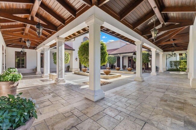 Building Photo - 10731 Mirasol Dr