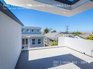 Building Photo - 205 S Irena Ave