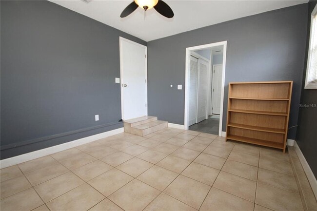 Building Photo - 1415 Hamlet Ave