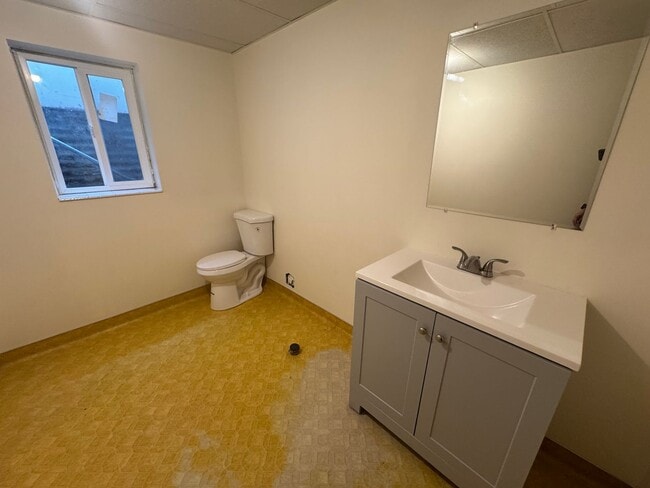 Building Photo - Incredible West Jordan home for rent!