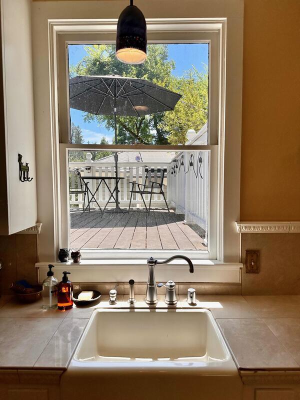 Building Photo - 212 Nevada St