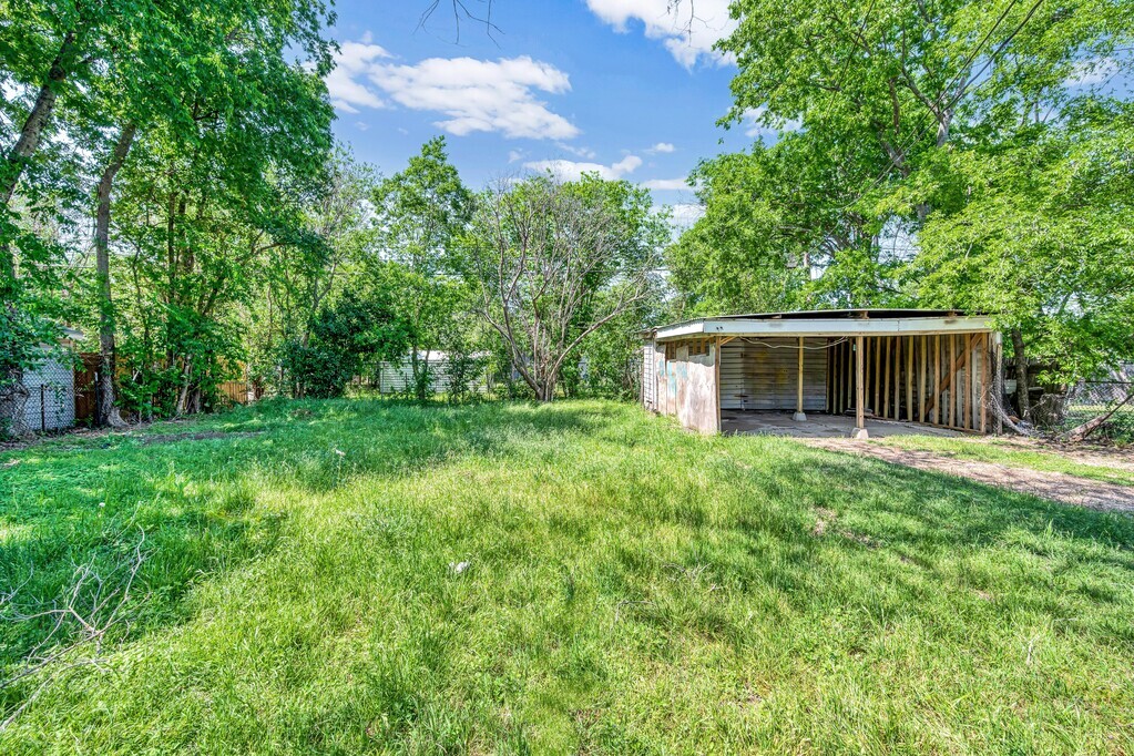Building Photo - 3017 Alexander Ave