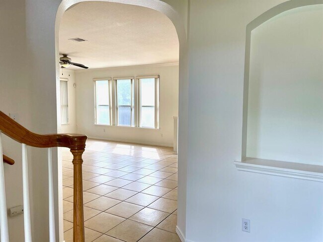 Building Photo - 15515 Cadoz Dr
