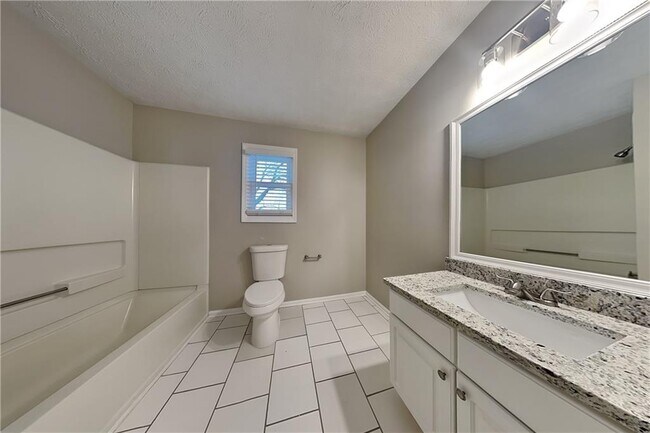 Building Photo - 895 Perrin Springs Ct NE