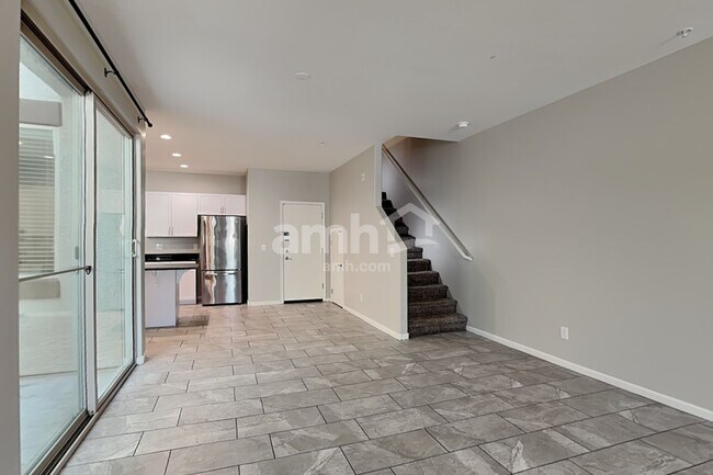 Building Photo - 20785 W Thomas Rd