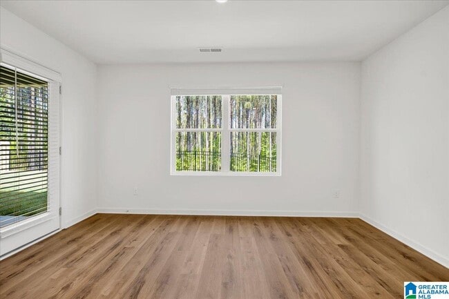 Building Photo - 283 Halifax Ln