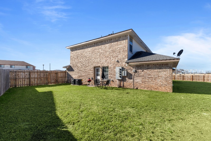 Building Photo - 2803 Vernice Loop