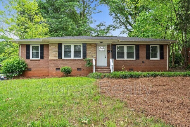 Building Photo - 3733 Manchester Dr