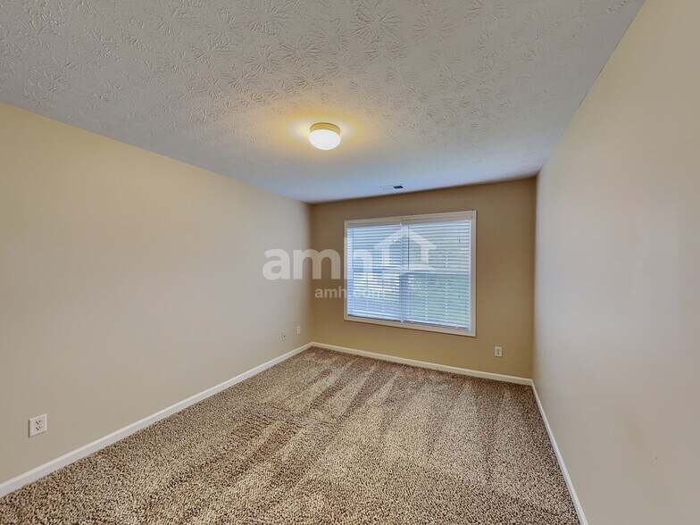 Building Photo - 119 Overlook Ct