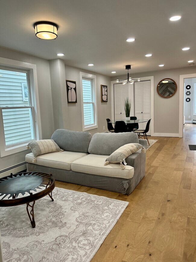 Living area - 254 Western Ave