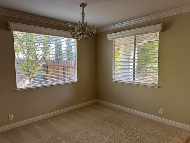 Building Photo - Home for Rent in Carmichael, CA