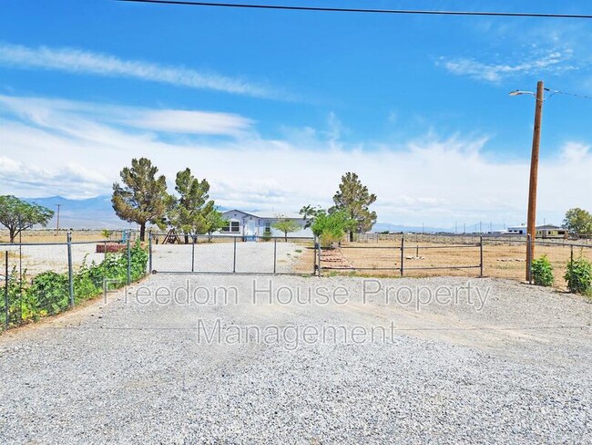 Building Photo - 1781 Baradonna Rd