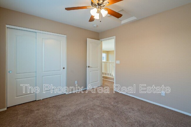 Building Photo - 44299 W Oster Dr