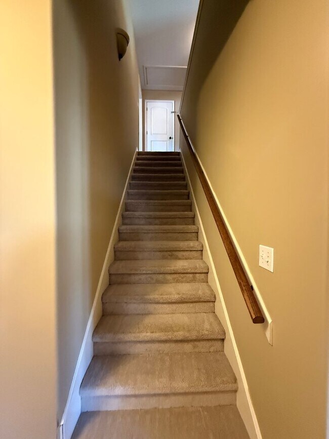 Building Photo - BEAUTIFUL SPACIOUS HOME IN BARTLETT