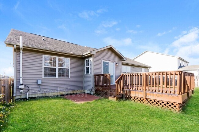 Building Photo - 975 Geronimo Dr
