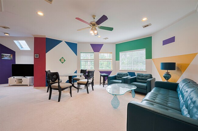 Building Photo - 3665 Maranatha Dr