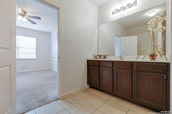 Building Photo - 7810 Creekshore Cove