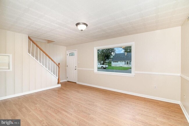 Building Photo - 6117 Nassau Rd
