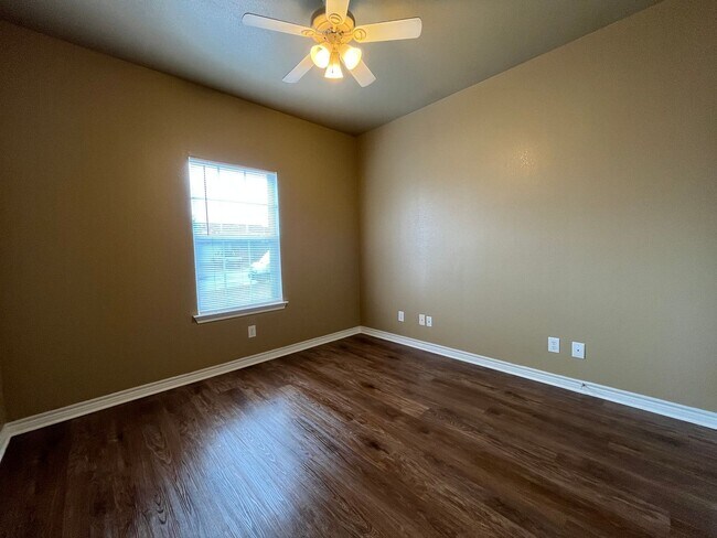 Building Photo - 3045 Palomino Trail