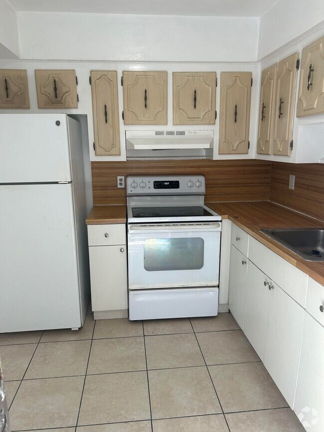 Building Photo - 1 Bed / 1 Bath