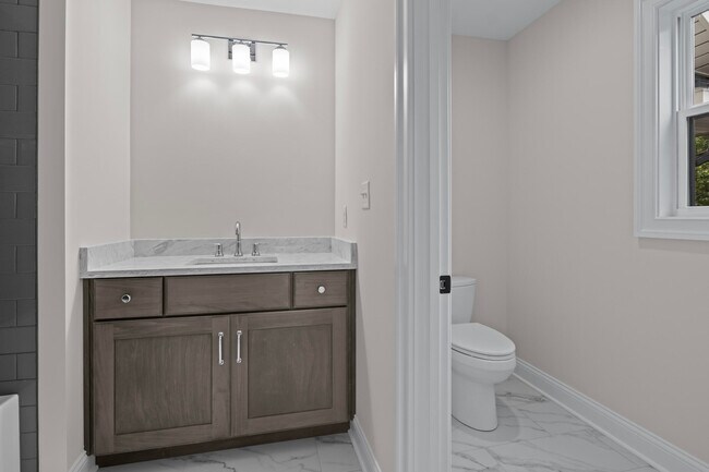 Building Photo - 3540 Harper Woods Ln