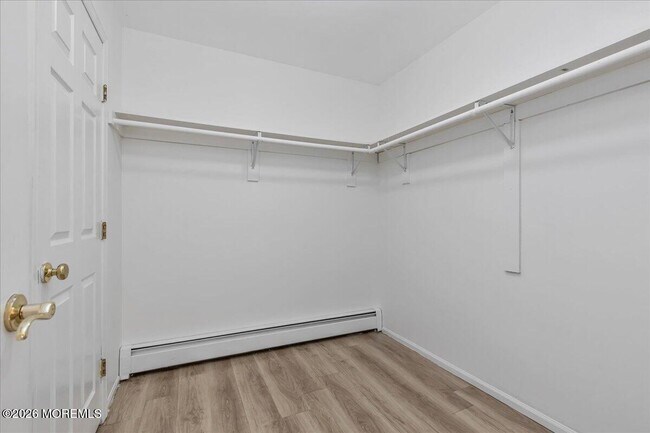 Building Photo - 257 Ford Rd