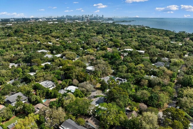 Building Photo - 4190 Braganza Ave