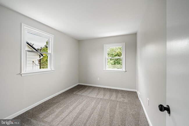 Building Photo - 61 Pennsylvania Ave