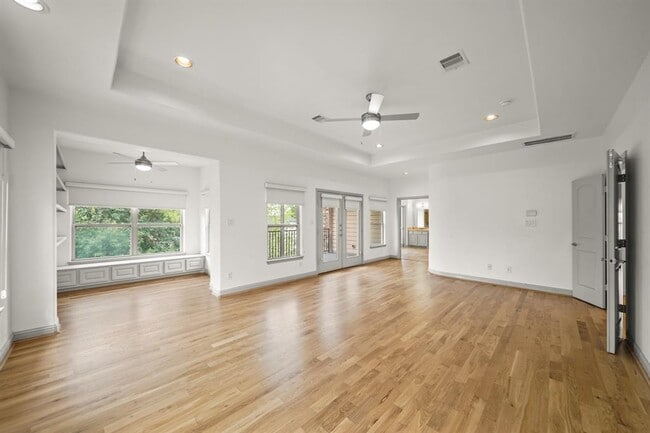 Building Photo - 9714 Braesmont Dr
