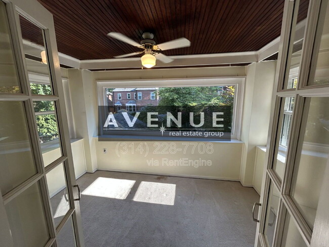 Building Photo - 7248 Stanford Ave