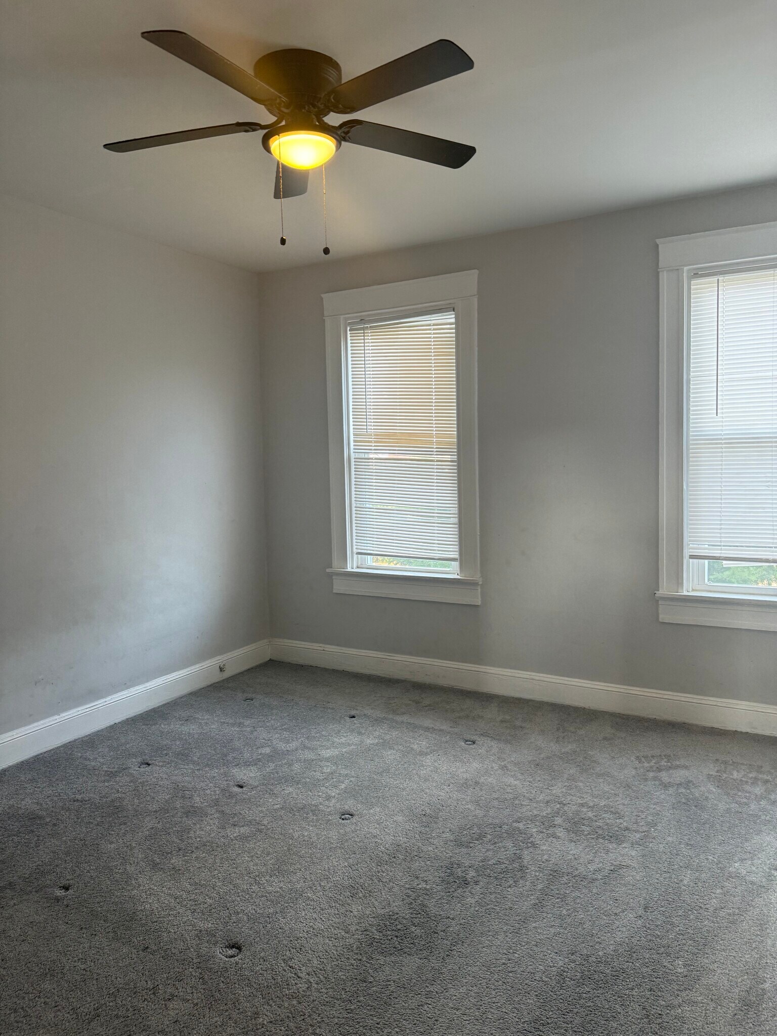 Building Photo - 741 Melville Ave