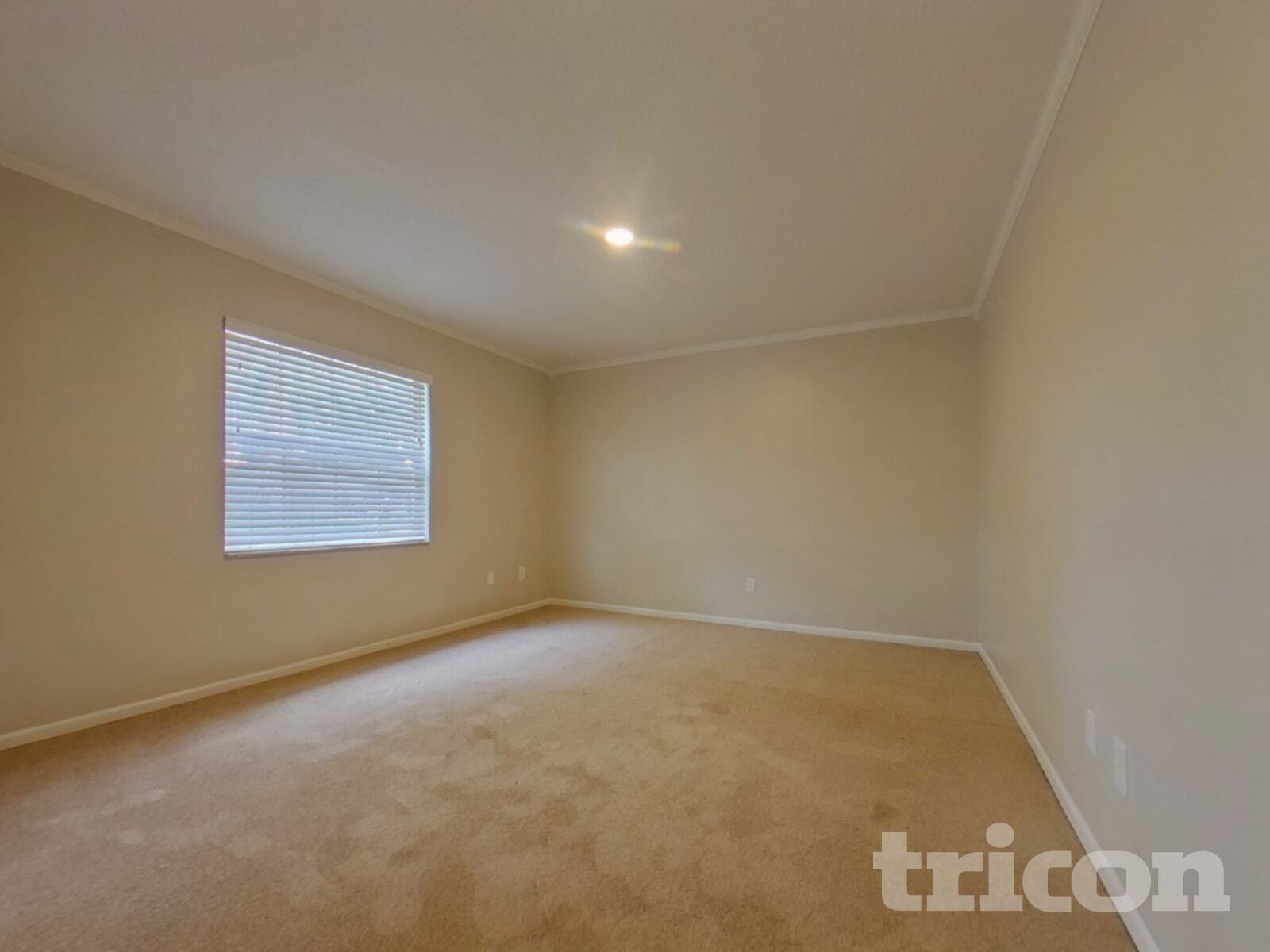 Building Photo - 1525 Guinevere Dr