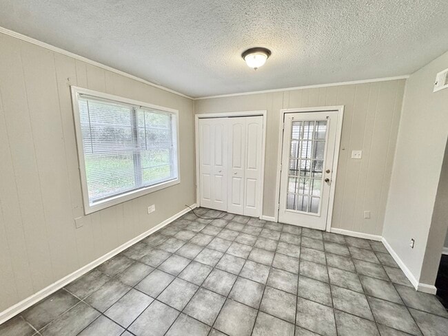 Building Photo - 3353 Elk Point Dr