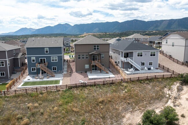 Building Photo - 15898 Little Bluestem Rd