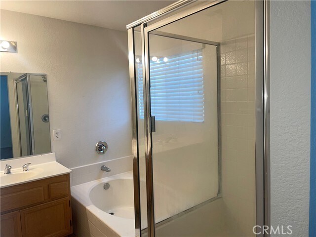 Building Photo - 13533 Princeton Dr