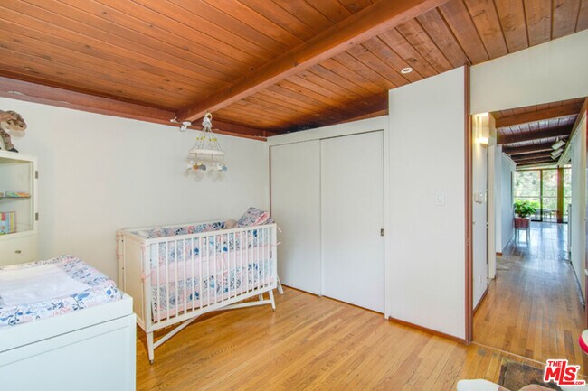 Building Photo - 8030 Highland Trail