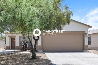 Building Photo - 3 Bedroom Pet-Friendly Home in TUCSON, AZ with Main Street Renewal