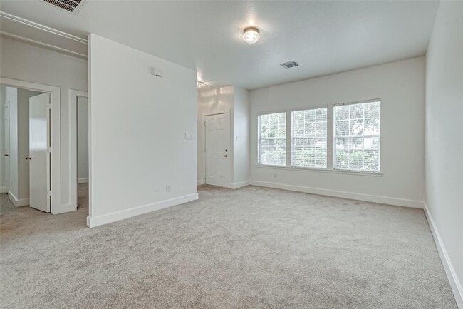 Building Photo - 11920 Princess Garden Way