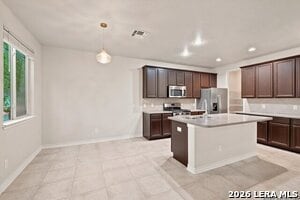 Building Photo - 4110 Woodbridge Way