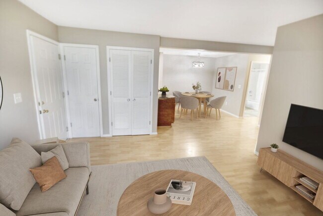 Building Photo - 17048 Sandalwood Creek Dr