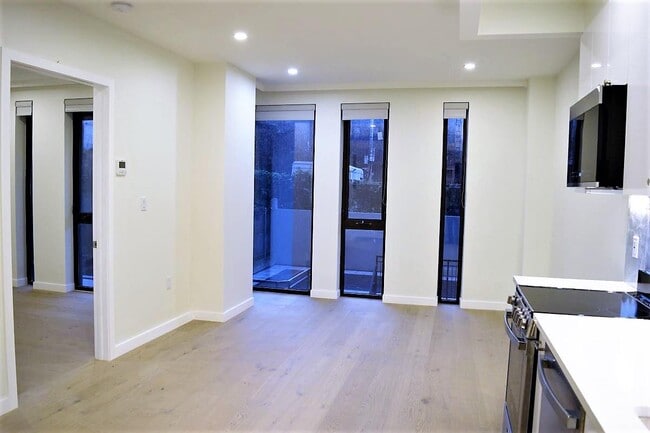 Building Photo - 41-26 44th St