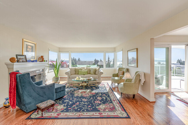 Building Photo - 7304 51st Ave NE