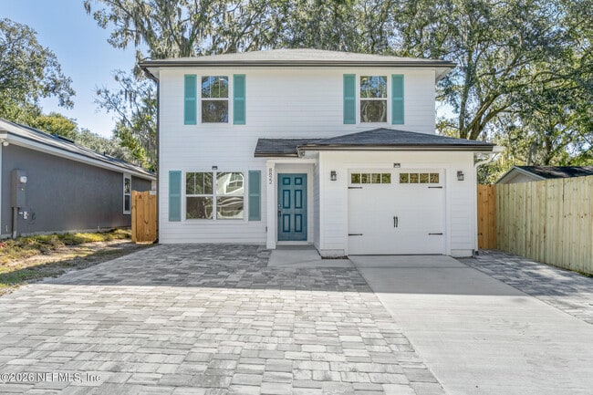 Building Photo - 8822 Eaton Ave