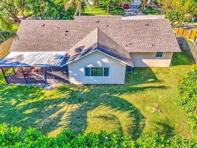 Building Photo - 1386 Fulmar Dr